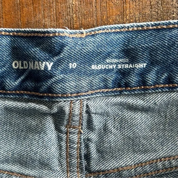 Old Navy High Rise Slouchy Straight Denim Jean Shorts 10 - Picture 3 of 3